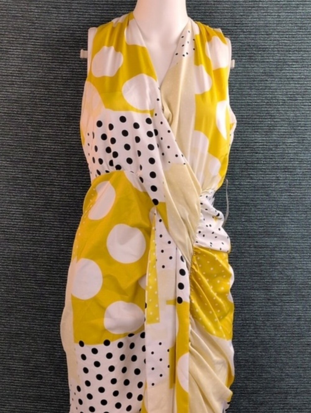 Eva Mendes For NY & Co Fabulous Polka Dot Faux Wrap Dress!! - Picture 5 of 17